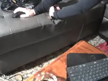 Caliibaddie  live sex cam