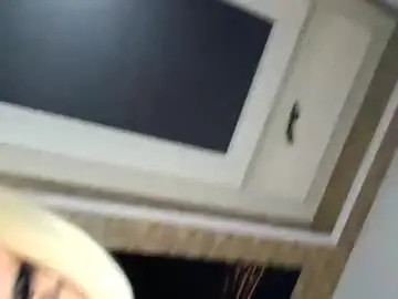 Dutchbarbie  live sex cam