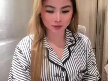 Into_the_nightxxx  live sex cam