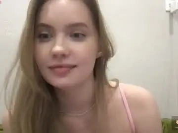 Kira_saning1  live sex cam