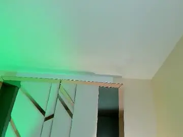 Kiwi_lov23  live sex cam