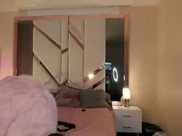 Kiwi_lov23  live sex cam