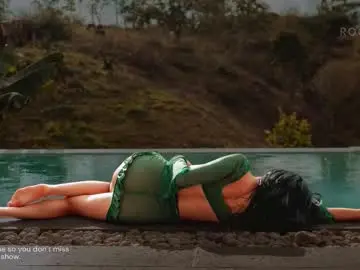 Linsay_adams18  live sex cam