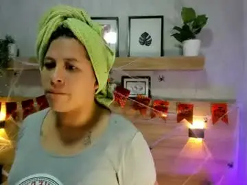 Lucyclem  live sex cam