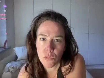 Milkandhoneylullabies  live sex cam