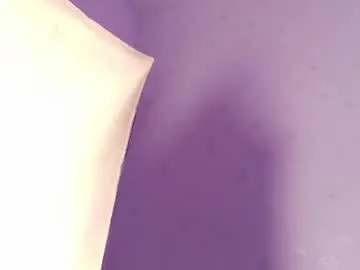 Millie_volturi  live sex cam