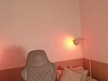 Millie_volturi  live sex cam