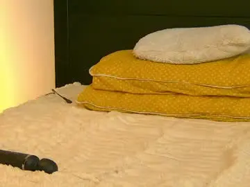 Ninnavelvet  live sex cam