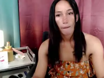 Pinay_lucy  live sex cam
