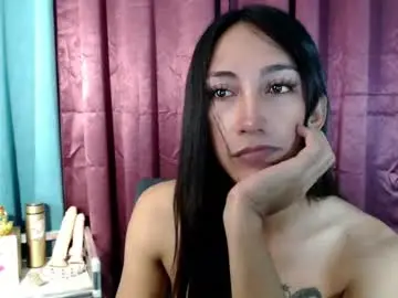 Pinay_lucy  live sex cam