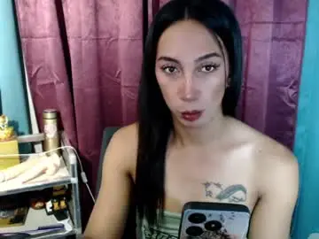 Pinay_lucy  live sex cam