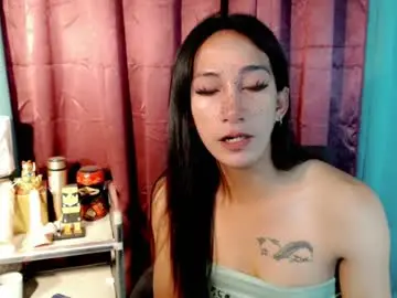 Pinay_lucy  live sex cam