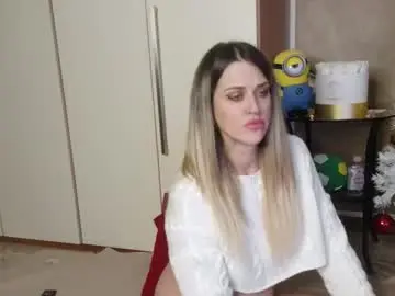 Scarletverdi  live sex cam