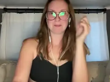 Wanderlustjade  live sex cam