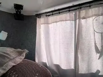 Wanderlustjade  live sex cam