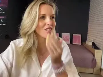 _i_d_a_  live sex cam