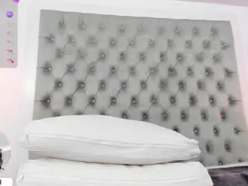Aria_paul  live sex cam