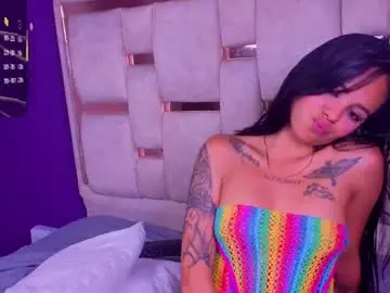 Cherryy_lov  live sex cam