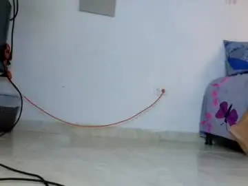 Diamond_lucy83  live sex cam