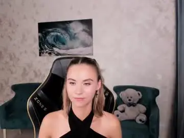 Ellacurtis  live sex cam