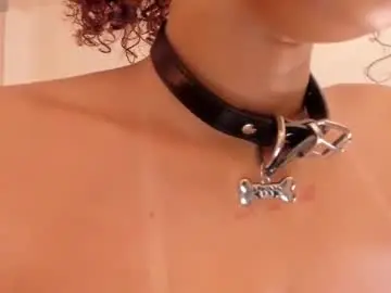 Emily_brown04  live sex cam