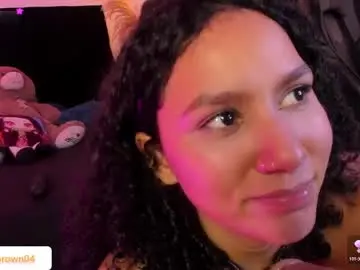 Emily_brown04  live sex cam