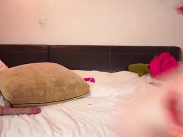 Flowersprincess  live sex cam