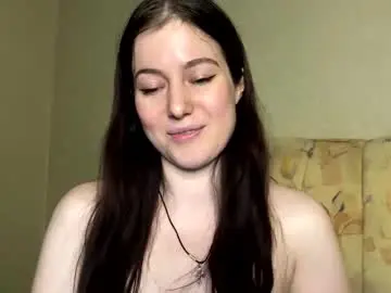 Marinpeach  live sex cam