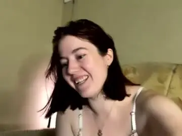 Marinpeach  live sex cam