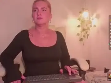 Megan_lara_  live sex cam