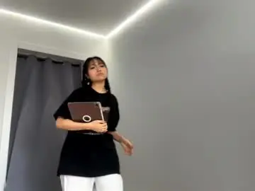 Muiklecha  live sex cam