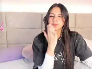 Nia20_  live sex cam