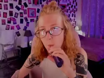 Terriareed  live sex cam