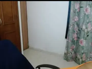 Victoria_milf06  live sex cam