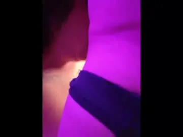 Warewolfeyes  live sex cam