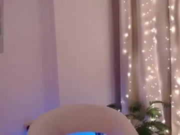 Zemeee  live sex cam