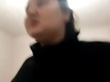 Badgirlbloom  live sex cam