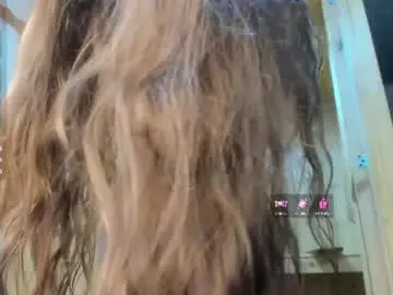 Barbielatinass  live sex cam