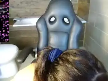 Chloe_luxx  live sex cam