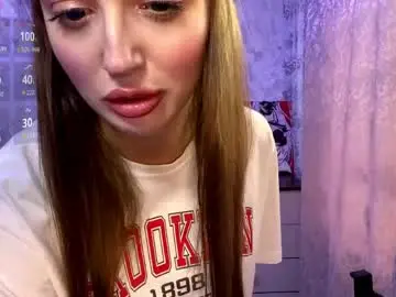 Evadaylive1  live sex cam