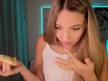 Lovelygracee  live sex cam