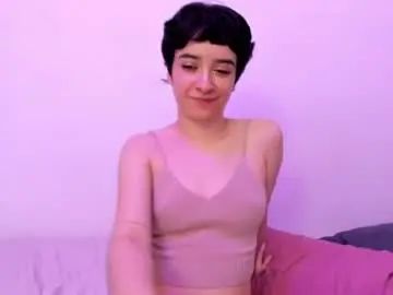 Petitee_lunna  live sex cam