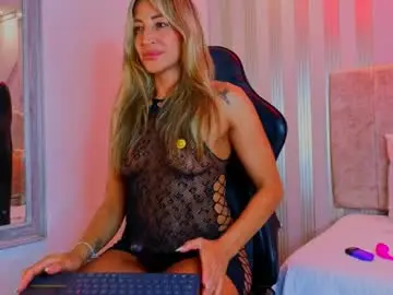 Tayra_pradit  live sex cam