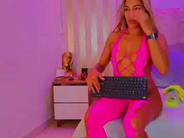 Tayra_pradit  live sex cam