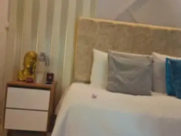 Tayra_pradit  live sex cam