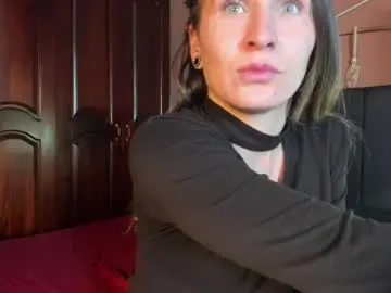 Emerald_blonde  live sex cam