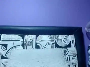 Jessymoon00  live sex cam