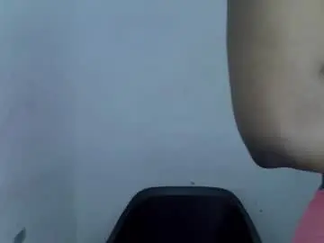 Juicycuntx  live sex cam