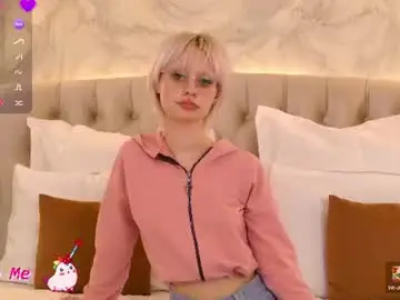 Lauradiazz  live sex cam