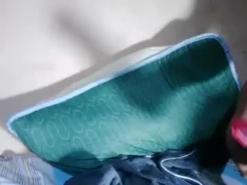 Mellissia02  live sex cam